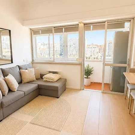 Апартаменты Modern Flat In